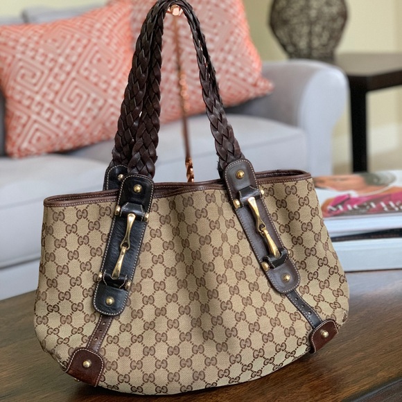 Gucci Handbags - AUTHENTIC Gucci Hobo Handbag Gucci Handbags - AUTHENTIC Gucci Hobo Handbag